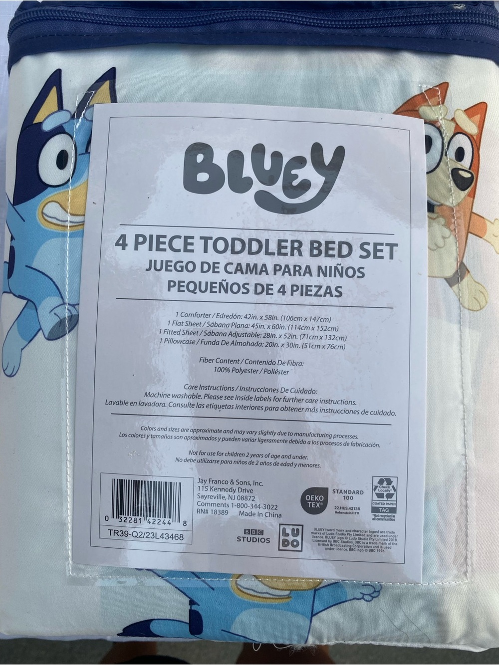 Bluey 4-Piece Toddler Bed Sheet Set in Blue